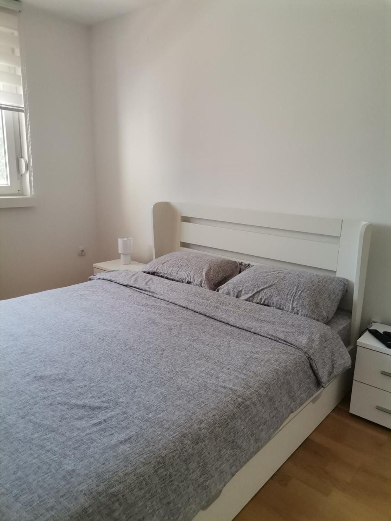 Apartment Mdm